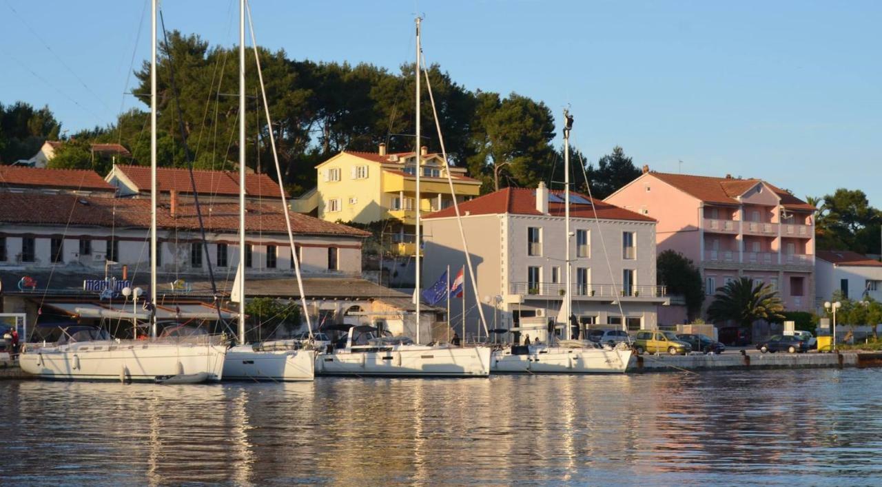 Stone House Buljanovic Apartman Sali  Kültér fotó